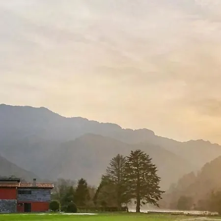 La Casa De La Ría * Collera