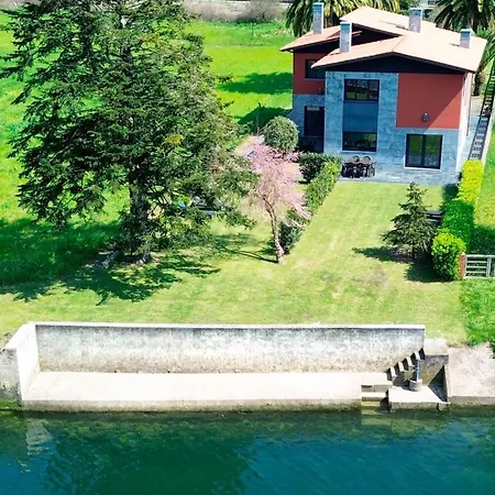 La Casa De La Ria Tatil Evi *