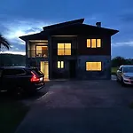 La Casa De La Ría * Collera